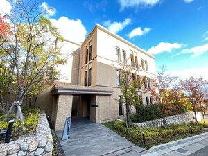プラネソシエ御影山手イースト外観写真