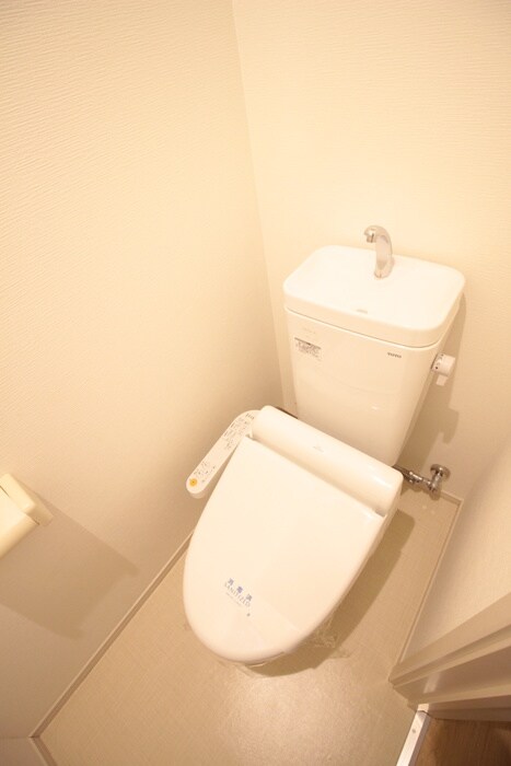 物件内観写真6　(トイレ)