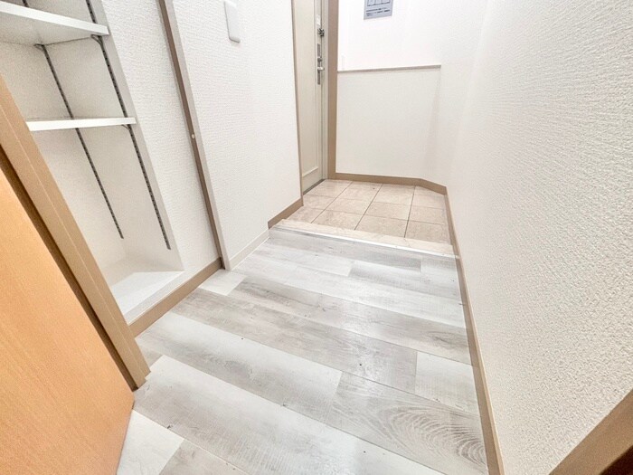 物件内観写真21　(廊下)