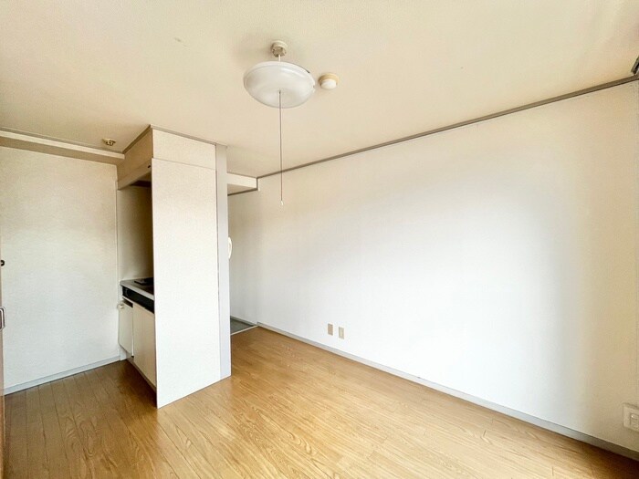 物件内観写真10　(居室)