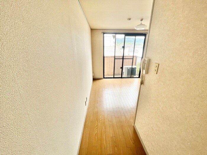 物件内観写真19　(廊下)