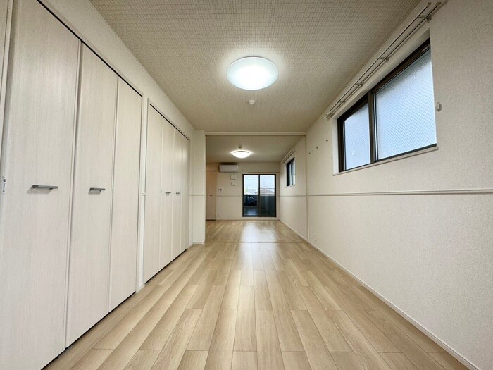 物件内観写真11　(居室)