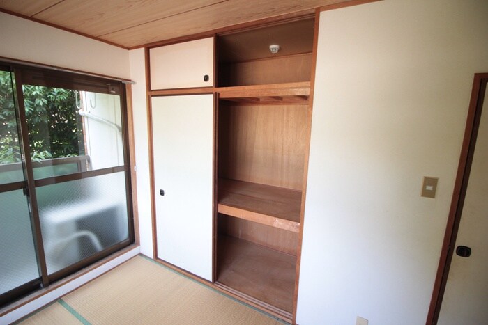 物件内観写真15　(収納)
