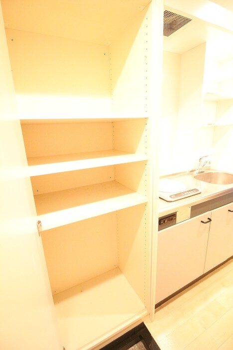 物件内観写真13　(靴箱)