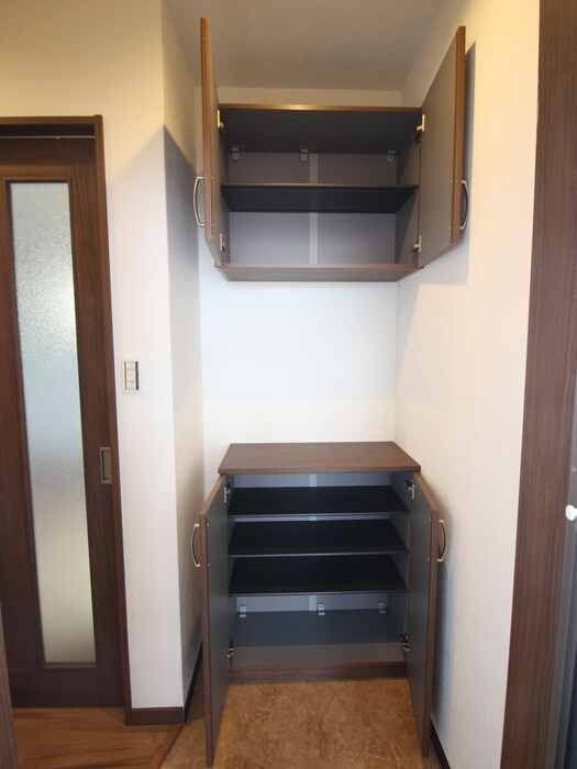 物件内観写真16　(靴箱)