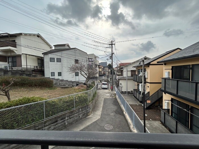 物件内観写真17　(室内からの展望)