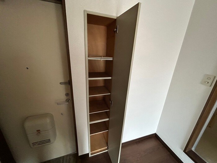 物件内観写真18　(靴箱)