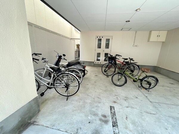 駐輪場