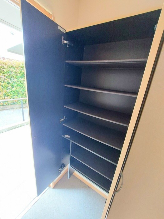物件内観写真17　(靴箱)