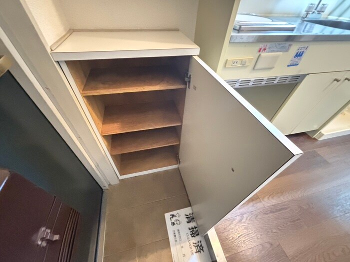 物件内観写真17　(靴箱)