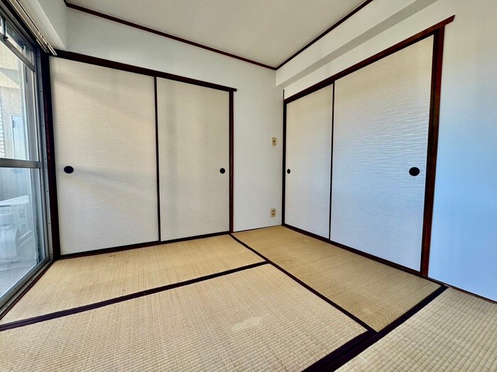 物件内観写真9　(居室)