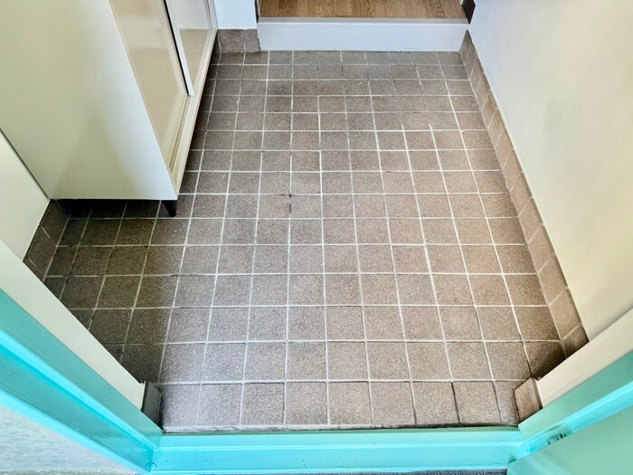 物件内観写真18　(玄関)