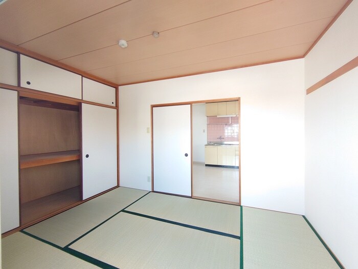 物件内観写真10　(居室)