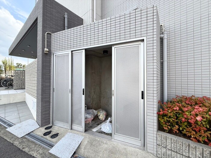 物件外観写真6　(建物設備)