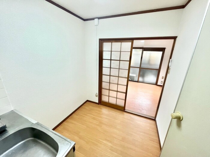 物件内観写真8　(居室)