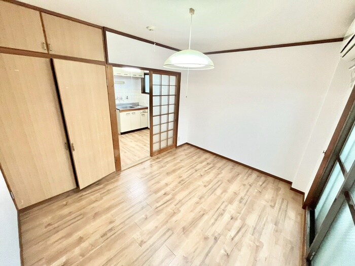 物件内観写真14　(居室)