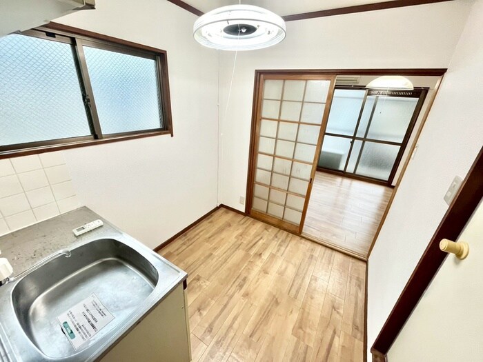 物件内観写真19　(居室)