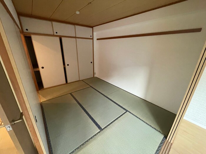 物件内観写真9　(居室)