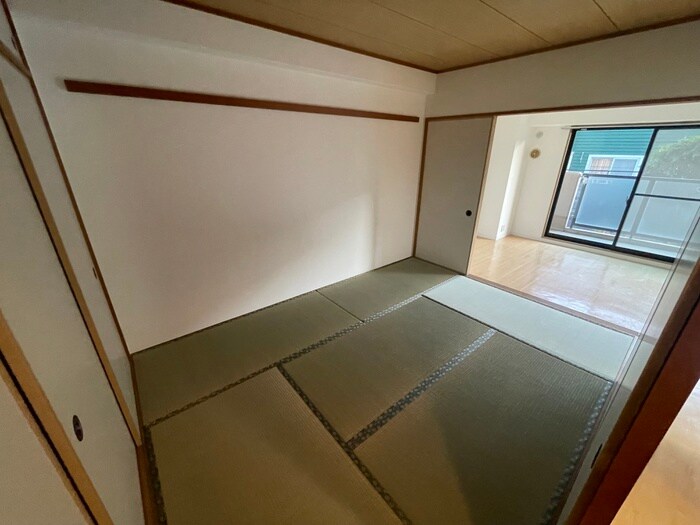 物件内観写真21　(居室)