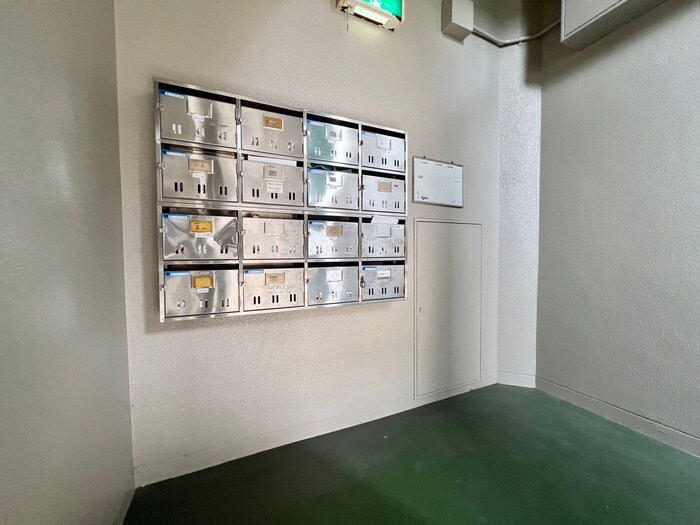 物件外観写真4　(建物設備)