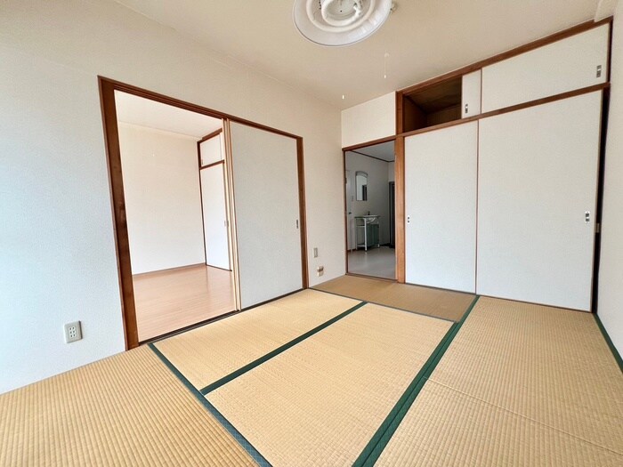 物件内観写真10　(居室)