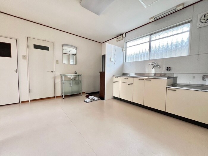 物件内観写真11　(居室)