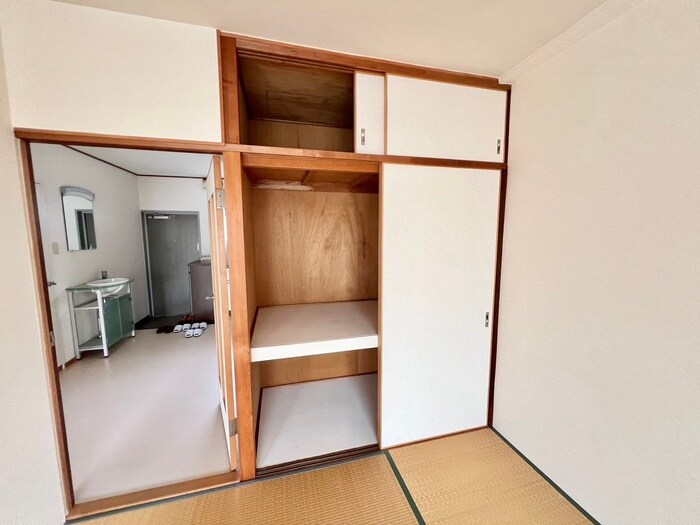 物件内観写真16　(収納)