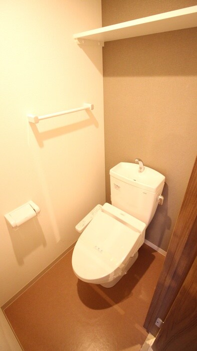 物件内観写真12　(トイレ)