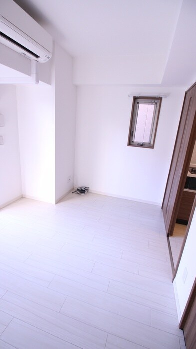 物件内観写真13　(居室)