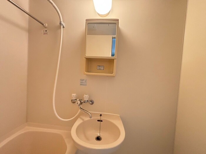 物件内観写真13　(洗面)