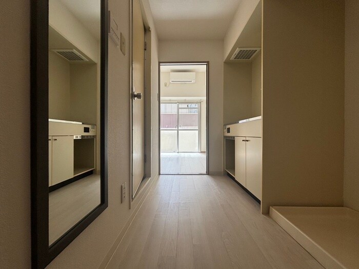 物件内観写真17　(廊下)