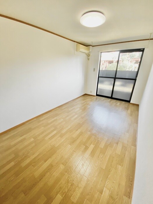 パセオ　津久野の居室