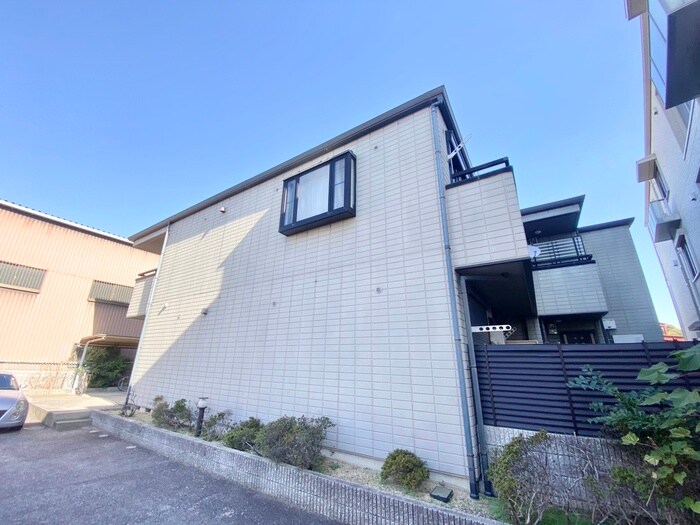 パセオ　津久野の外観写真