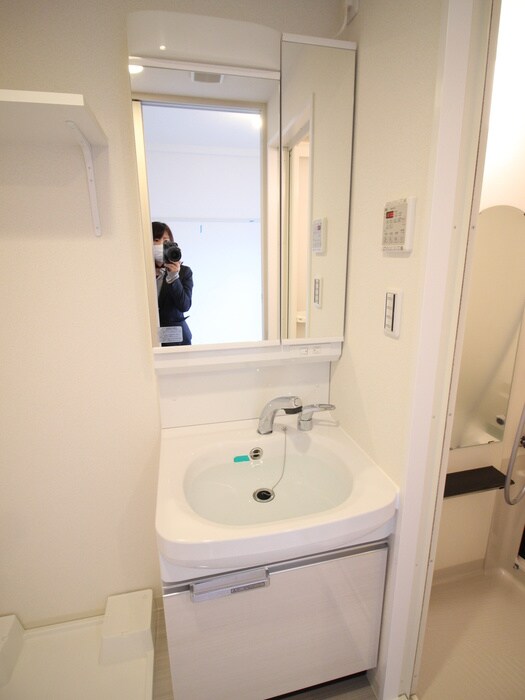 物件内観写真9　(洗面)