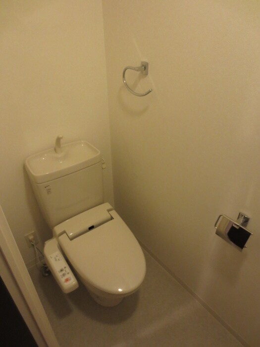 物件内観写真13　(トイレ)