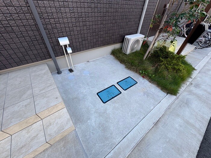 物件外観写真3　(駐輪場)