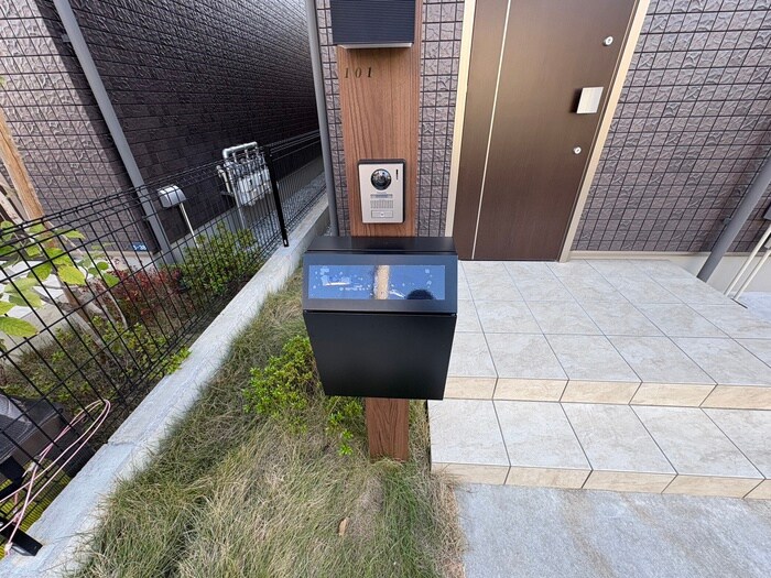 物件外観写真4　(建物設備)