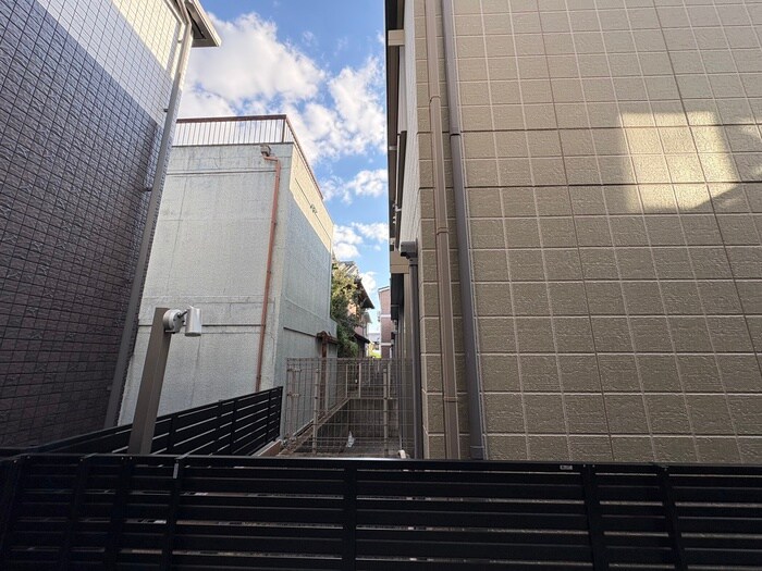 物件内観写真13　(室内からの展望)