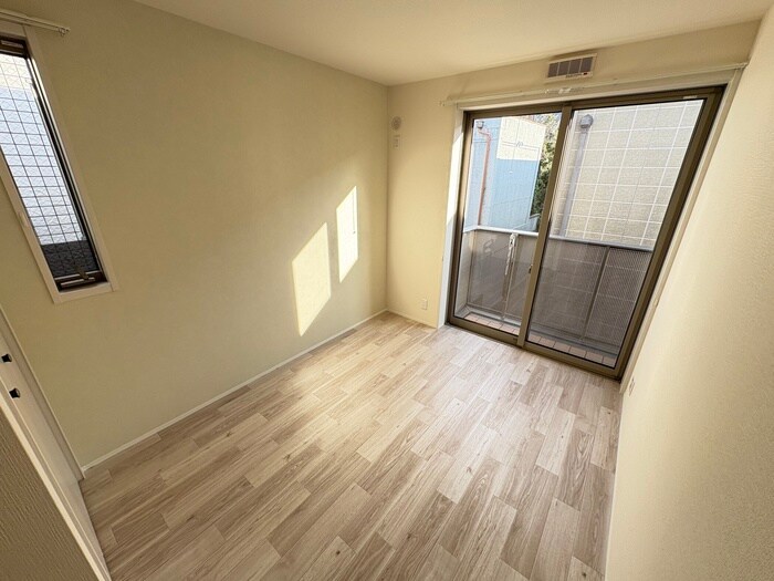 物件内観写真21　(居室)