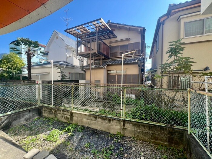 物件内観写真20　(室内からの展望)