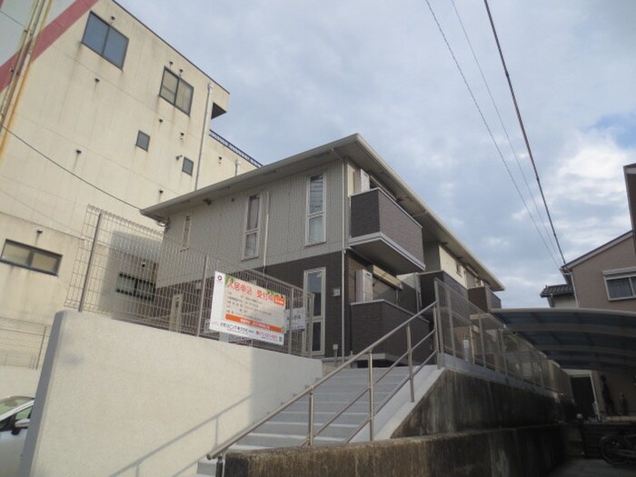 物件外観写真2　(外観写真)