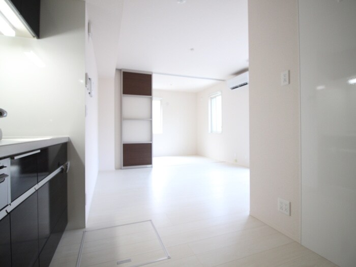 物件内観写真8　(内観写真)