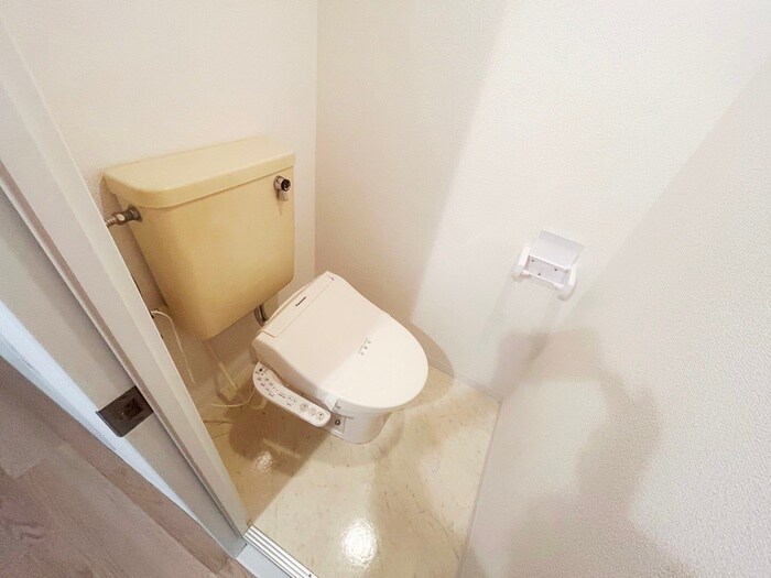 物件内観写真14　(トイレ)