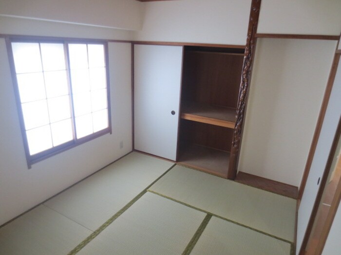 物件内観写真9　(居室)