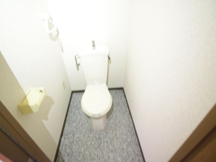 物件内観写真14　(トイレ)