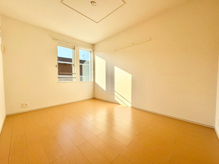 物件内観写真18　(居室)