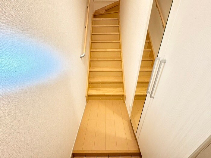 物件内観写真21　(廊下)