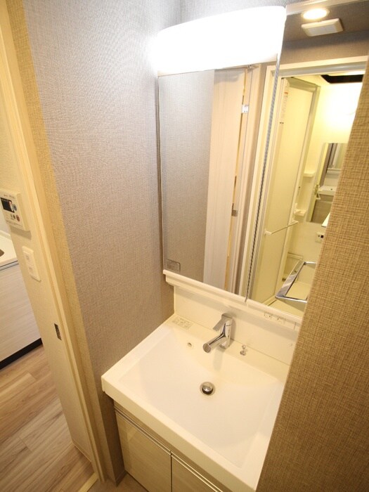 物件内観写真9　(洗面)