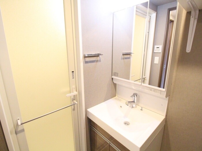 物件内観写真9　(洗面)