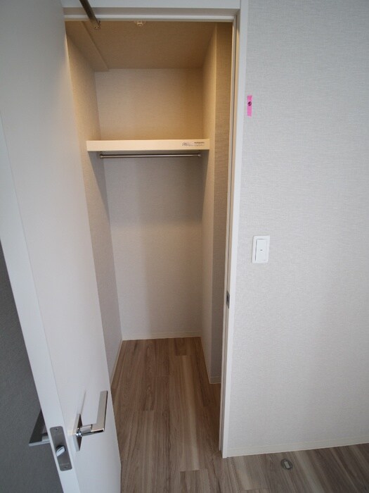 物件内観写真12　(収納)